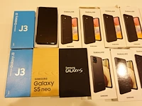 Lot gsm's - afbeelding 3 van  3