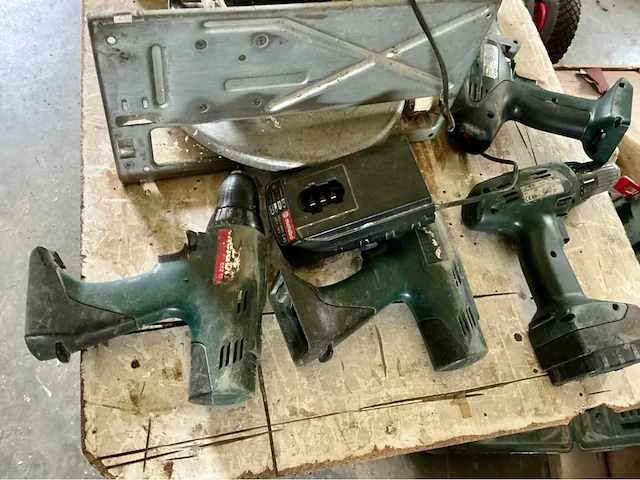 Lot handgereedschap - afbeelding 3 van  4