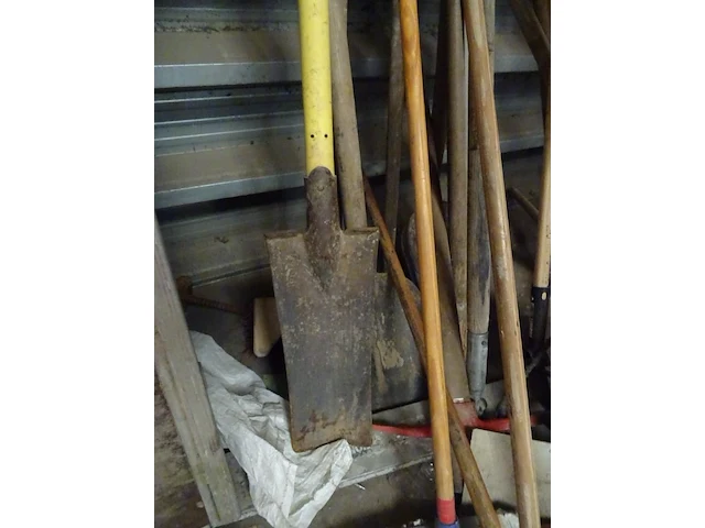 Lot handgereedschappen - afbeelding 3 van  4