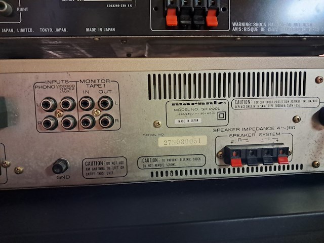 Lot hi-fi versterkers jbc,marants,cinwood,hitachi cassettedek werking onbekend - afbeelding 10 van  10