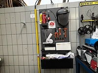 Lot high voltage gereedschap - afbeelding 1 van  3