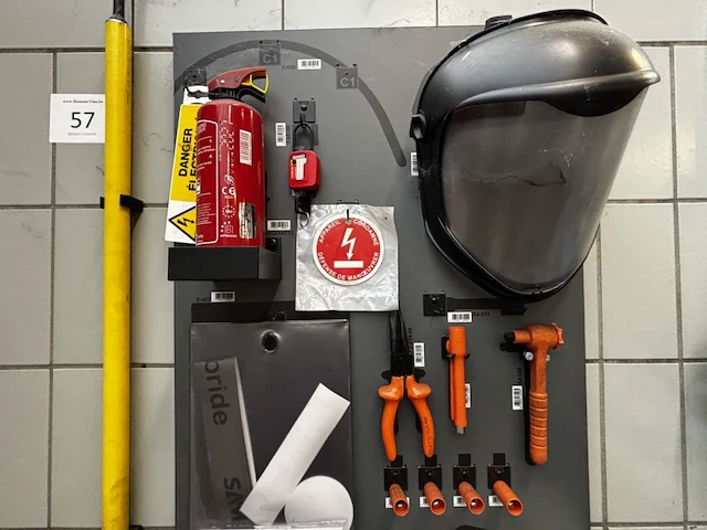 Lot high voltage gereedschap - afbeelding 2 van  3