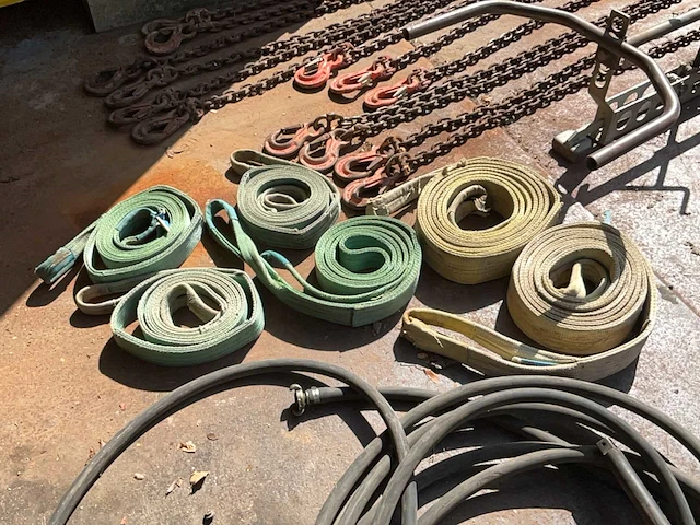 Lot hijsmaterialen - afbeelding 5 van  7