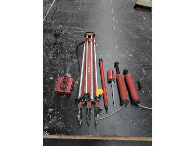 Lot hilti - afbeelding 1 van  4
