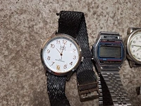 Lot horloges - afbeelding 2 van  3