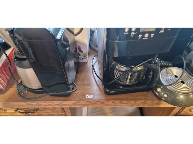 Lot huishoudtoestellen 16 stuks - afbeelding 1 van  2