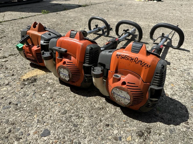 Lot husqvarna - afbeelding 4 van  5