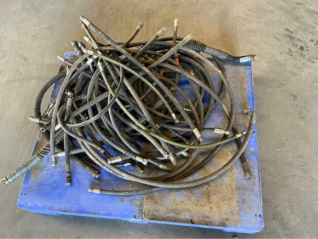 Lot hydraulische slangen - afbeelding 2 van  4
