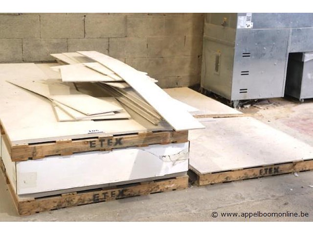 Lot hydropanelen afm 2600x600x9mm - afbeelding 1 van  3