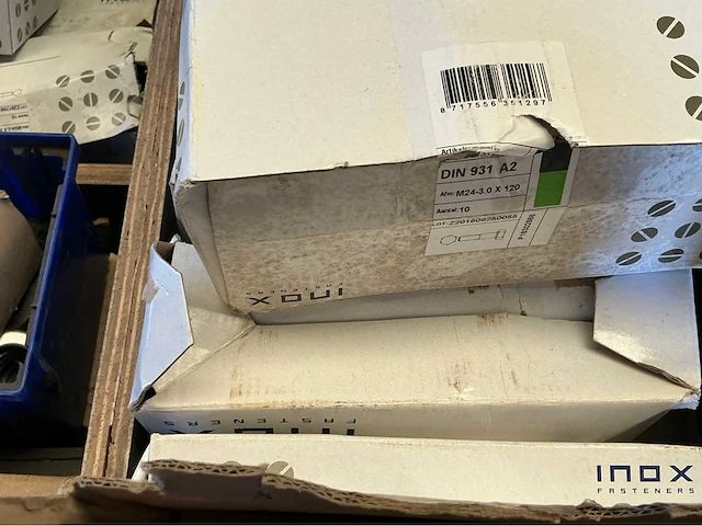 Lot inox bouten,moeren en rondelen bouten, moeren & ringen (4185x) - afbeelding 12 van  15