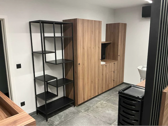 Lot inrichting kapperszaak meubilair kapsalon - afbeelding 12 van  23