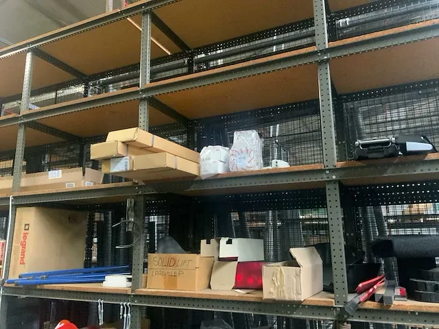 Lot installatiemateriaal elektriciteit - afbeelding 6 van  11