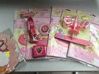 Lot juweeltjes + tafelnappen +….met huisje - afbeelding 3 van  3