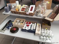 Lot kaarsen + mand - afbeelding 1 van  4