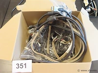 Lot kabels onder andere hdmi enz… - afbeelding 1 van  3