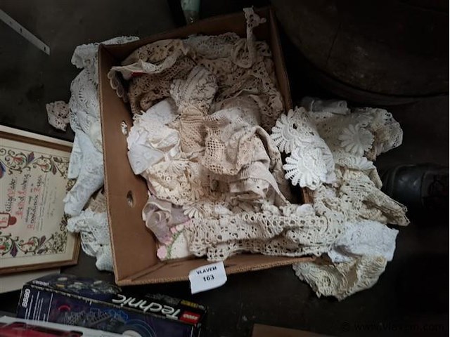 Lot kant - afbeelding 1 van  5