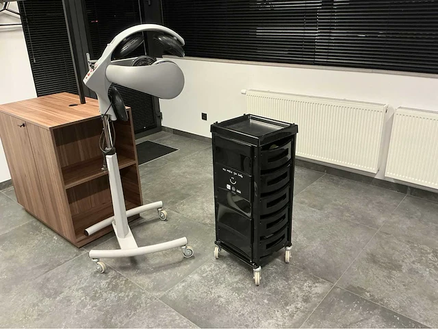 Lot kappersbenodigdheden kapsalon - afbeelding 10 van  11