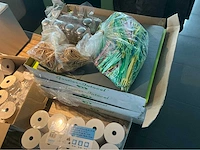 Lot kassarollen, kleurplaten en onderleggers restaurantinrichting - afbeelding 2 van  7