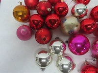 Lot kerstballen volgens foto - afbeelding 3 van  4