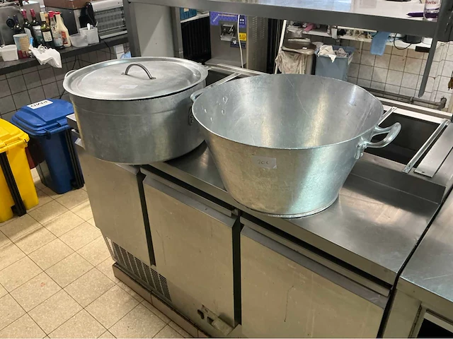Lot keukengerei en ketels keukengerei - afbeelding 3 van  3