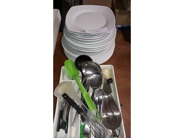 Lot keukenmateriaal - afbeelding 1 van  1