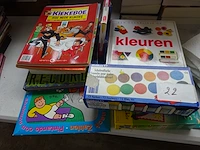 Lot kinderboeken en gerief - afbeelding 1 van  1