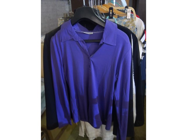 Lot kledij - afbeelding 2 van  21