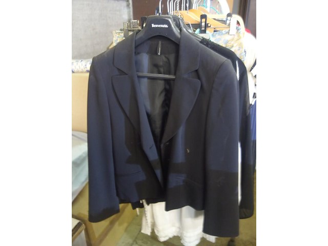 Lot kledij - afbeelding 3 van  21