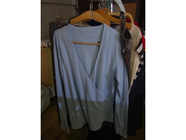 Lot kledij - afbeelding 9 van  21