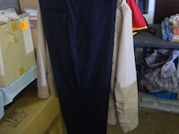 Lot kledij - afbeelding 11 van  21