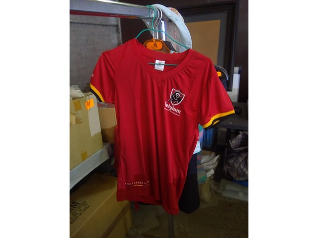 Lot kledij - afbeelding 14 van  21