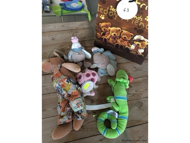 Lot knuffels - afbeelding 1 van  3
