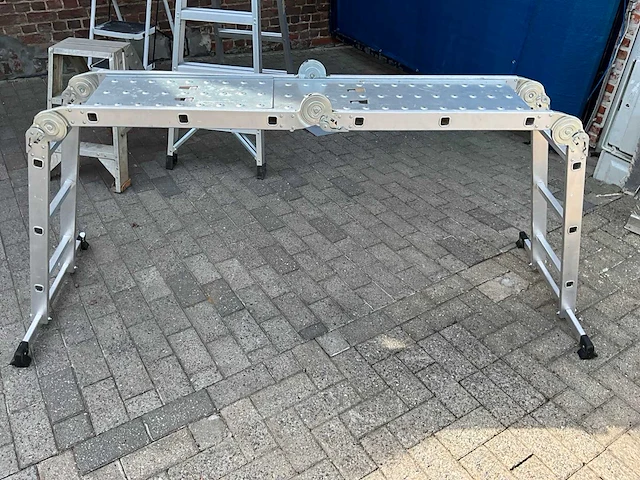Lot ladders - afbeelding 2 van  9