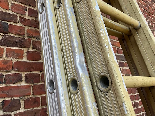 Lot ladders - afbeelding 9 van  9