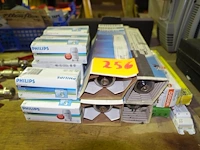 Lot lampen - afbeelding 1 van  2