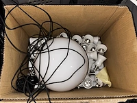 Lot lampenkapjes en soketten - afbeelding 3 van  7