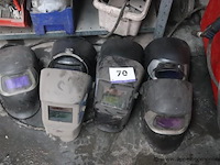 Lot lashelmen - afbeelding 1 van  1