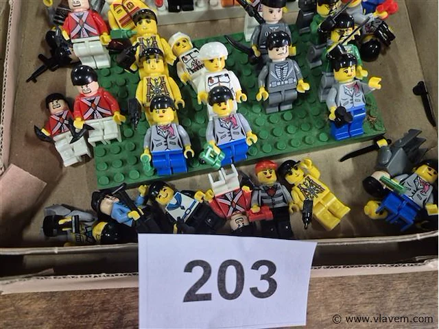 Lot lego figuurtjes - afbeelding 3 van  3