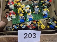 Lot lego figuurtjes - afbeelding 3 van  3