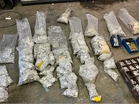 Lot letters brandkranen overige aannemersmateriaal - afbeelding 3 van  7