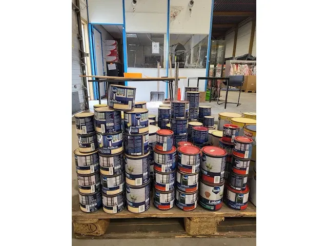 Lot levis verf - afbeelding 3 van  4