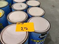 Lot levis verf - afbeelding 1 van  3