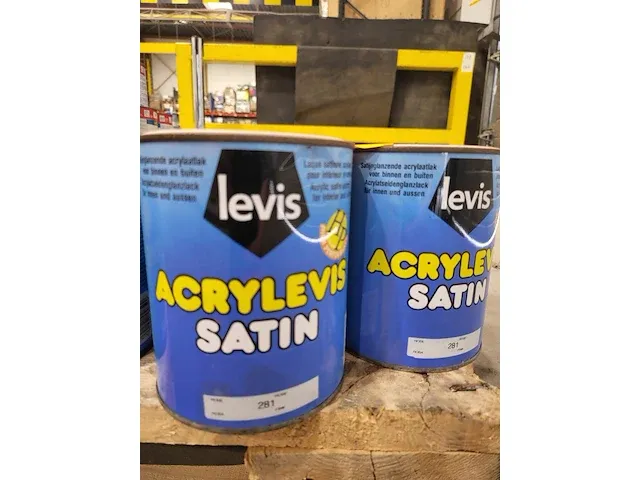 Lot levis verf - afbeelding 2 van  3