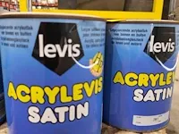 Lot levis verf - afbeelding 2 van  3