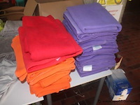 Lot linnen plus dekentjes - afbeelding 4 van  4