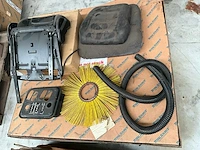 Lot machineonderdelen voor heftrucks - afbeelding 23 van  27