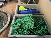 Lot materiaal - afbeelding 3 van  4