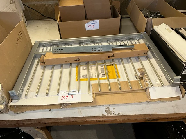 Lot materiaal - afbeelding 1 van  6