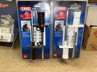 Lot materiaal - afbeelding 2 van  7