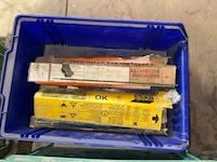 Lot materiaal - afbeelding 5 van  5